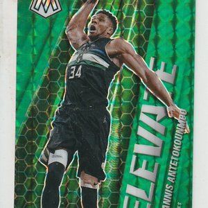 Gianniss Elavate #2 mint card & Bonus throw-back guide